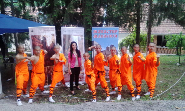 Витезови у Манасији