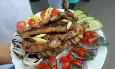 „Моравске фрајле“ победиле на „Цреваријади 2015“