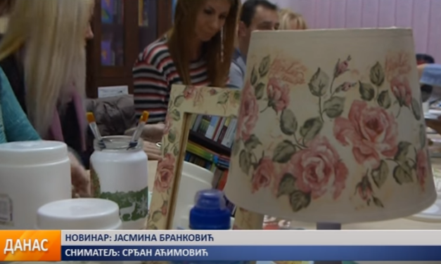 Декупаж радионица у библиотеци