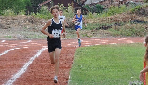 Алекса Милановић, државни рекордер у атлетици