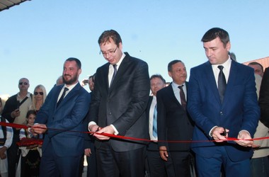 Премијер Александар Вучић отворио фабрику „Тибет мода“ у Ћуприји