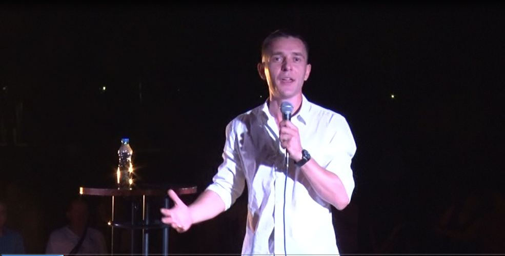 „Микрофонија“ Срђана Јовановића насмејала Ћупричане