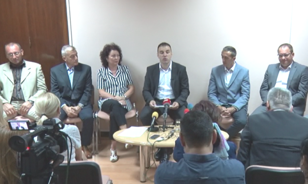 Конференција за новинаре Саше Пауновића, председника општине Параћин