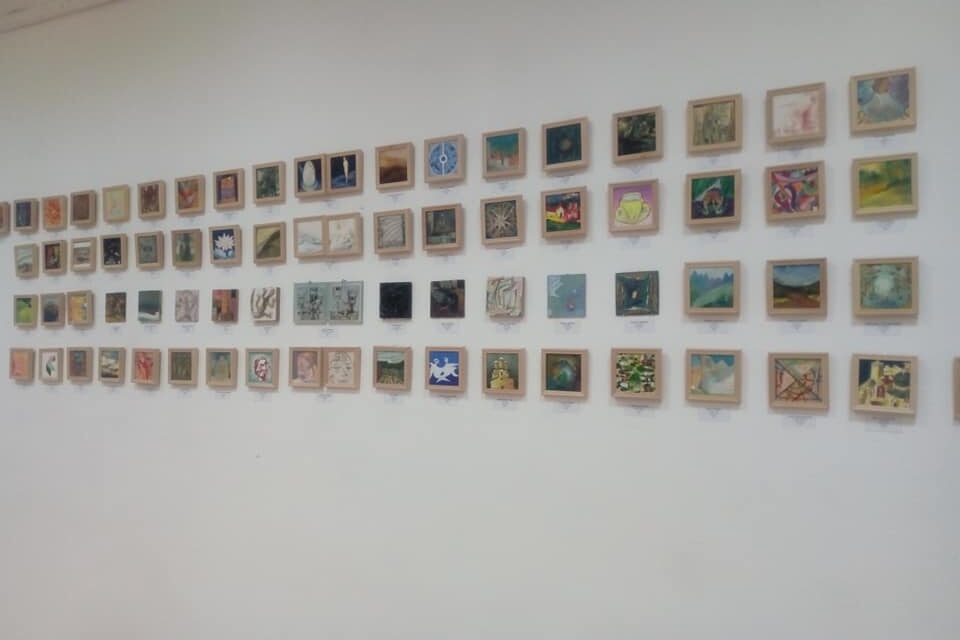 МИНИЈАТУРЕ СА ЛИКОВНЕ КОЛОНИЈЕ „РАВАНИЦА“ ПРВИ ПУТ У ЈАВНОСТИ