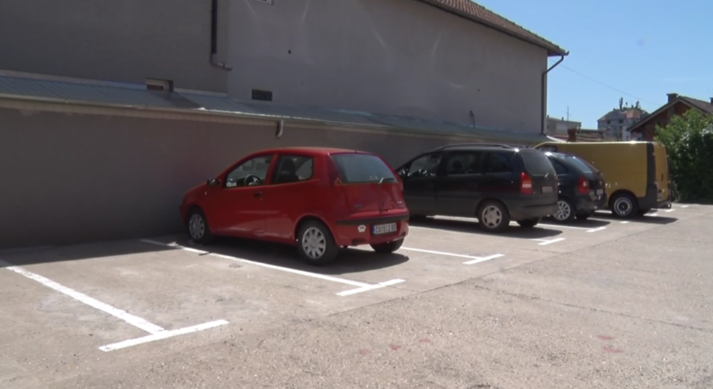 ОД ПОНЕДЕЉКА КРЕЋЕ НАПЛАТА ПАРКИРАЊА