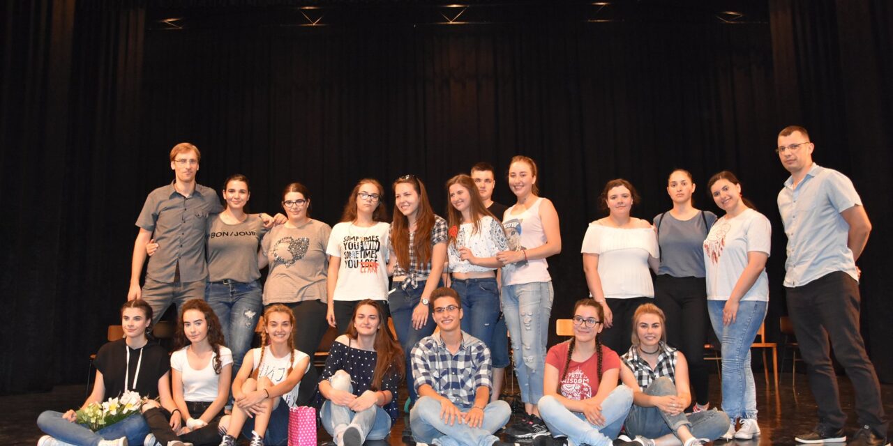 ЈАВНИ ЧАС ШКОЛЕ ГЛУМЕ