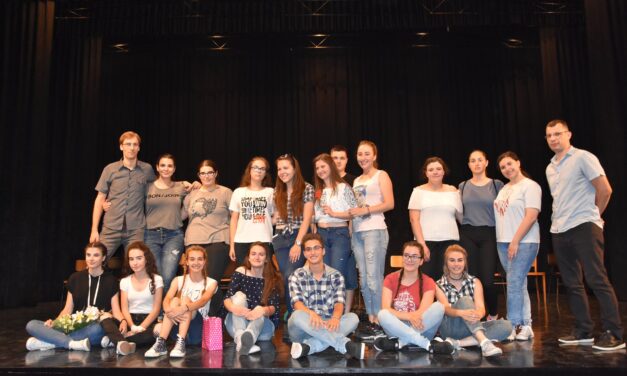 ЈАВНИ ЧАС ШКОЛЕ ГЛУМЕ