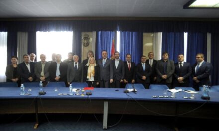 ГИМНАЗИЈА ДОБИЛА СРЕДСТВА ЗА ИЗОЛАЦИЈУ ФАСАДЕ