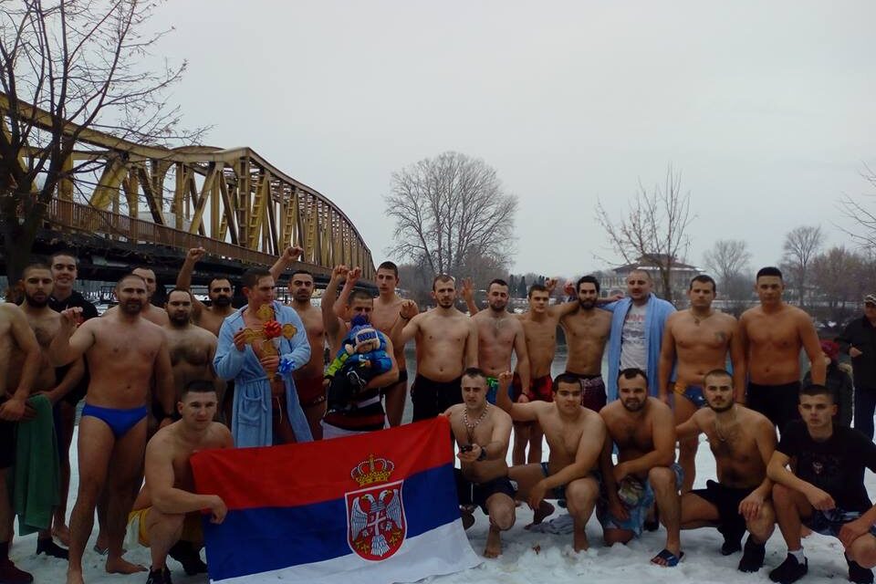 ЧАСНИ КРСТ МИХАИЛУ АЏИЋУ ИЗ КРУШЕВЦА