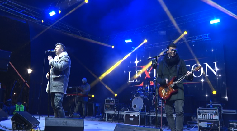 СА „ЛЕКСИНГТОНОМ“ ВЕСЕЛО У НОВУ ГОДИНУ