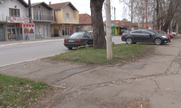 КРЕЋЕ РЕКОНСТРУКЦИЈА ТРОТОАРА У КНЕЗА МИЛОША