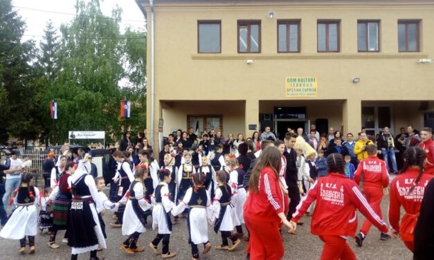 УСКРС У ИСАКОВУ У ДУХУ ВЕРЕ И ТРАДИЦИЈЕ