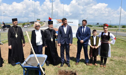 ПОЧИЊЕ ИЗГРАДЊА СПОМЕНИКА КНЕЗУ ЛАЗАРУ