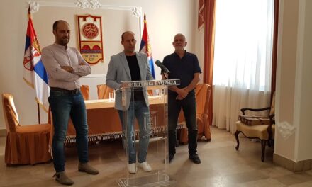 МАРИНКОВИЋ ФАСЦИНИРАН СПОРТСКОМ ИНФРАСТРУКТУРОМ ЋУПРИЈЕ