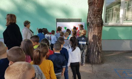 МАЛИШАНИ ИЗ „БАМБИЈА“ ПОКАЗАЛИ СВОЈЕ ТАЛЕНТЕ