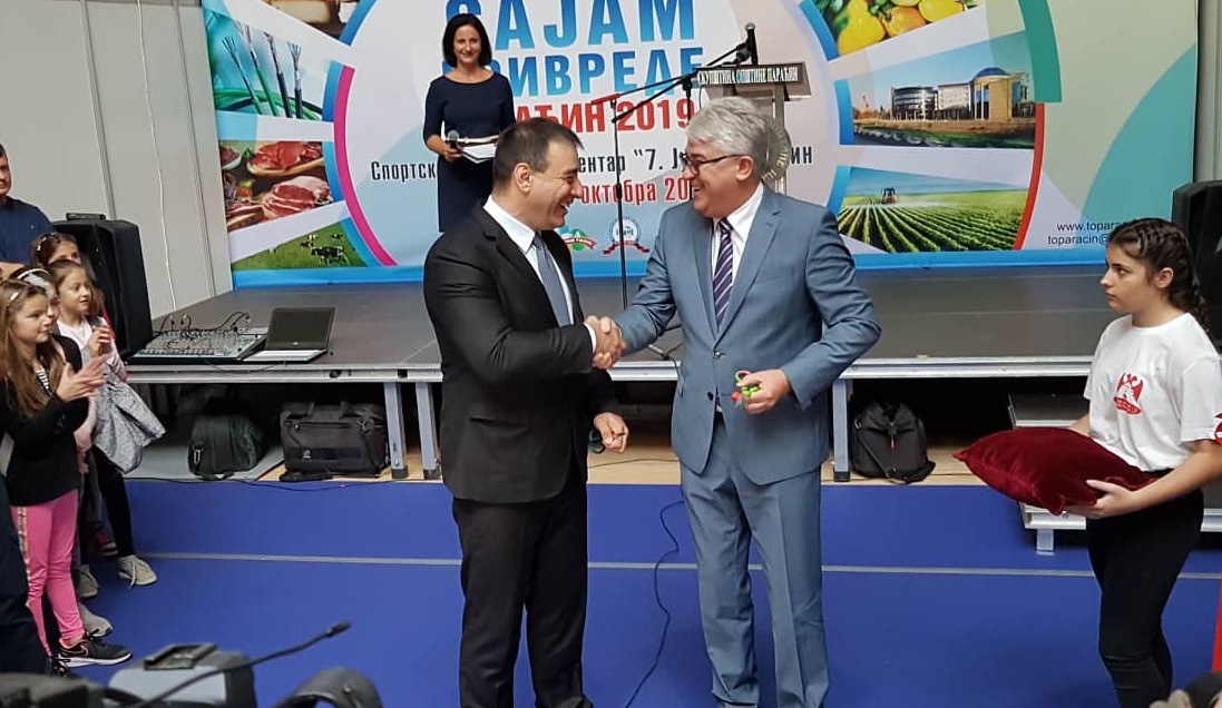 ОТВОРЕН САЈАМ ПРИВРЕДЕ У ПАРАЋИНУ