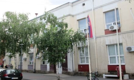 ЈАВНИ ПОЗИВ ЗА ДОДЕЛУ АУТО СЕДИШТА ЗА ДЕЦУ