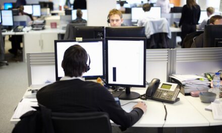 НЕ ЗЛОУПОТРЕБЉАВАЈТЕ КОЛ ЦЕНТАР