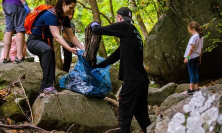 ДАН ПЛАНЕТЕ ЗЕМЉЕ У СЕНЦИ ВЕЛИКОГ ЗАГАЂЕЊА