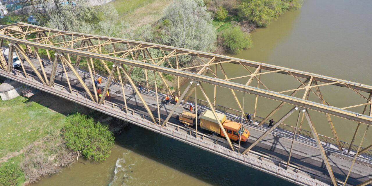 МОРАВСКИ МОСТ ДОБИЈА НОВИ АСФАЛТ