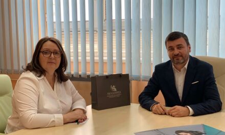 ВРАТИЋЕМО СТАРИ СЈАЈ ВИСОКОЈ МЕДИЦИНСКОЈ ШКОЛИ