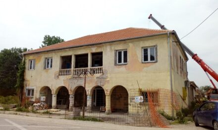 РЕКОНСТРУИШЕ СЕ ВЕЛИКА САЛА ДОМА КУЛТУРЕ У СУПСКОЈ