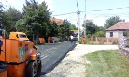 ДВЕ НОВЕ АСФАЛТИРАНЕ УЛИЦЕ У МИЈАТОВЦУ