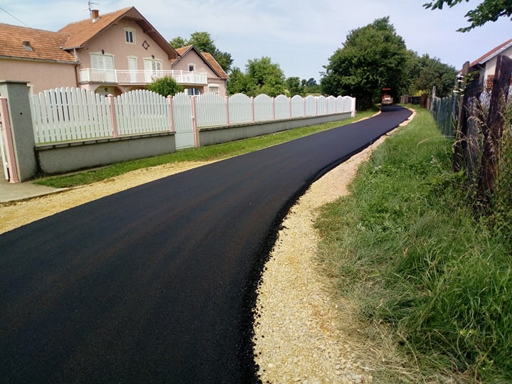 АСФАЛТ ЗА ДВЕ УЛИЦЕ У КОВАНИЦИ