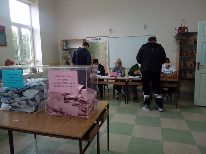 ИЗЛАЗНОСТ У ЋУПРИЈИ ДО 18 САТИ 43,2%