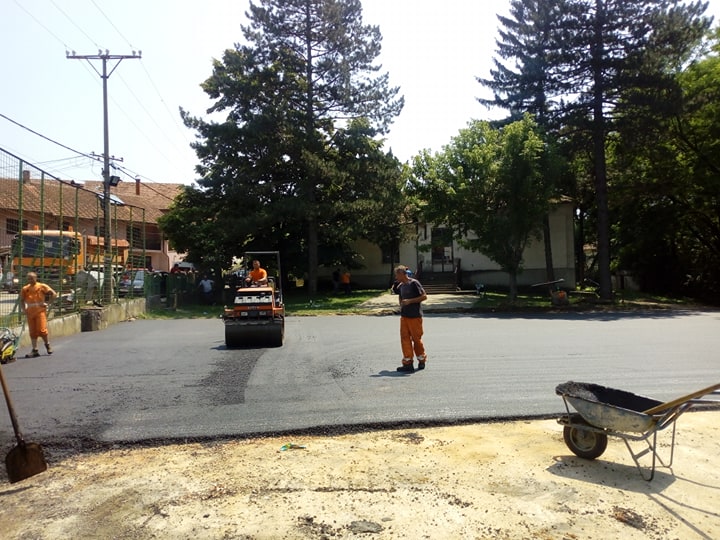 НОВО ЛИЦЕ ШКОЛСКОГ ИГРАЛИШТА У ВИРИНУ