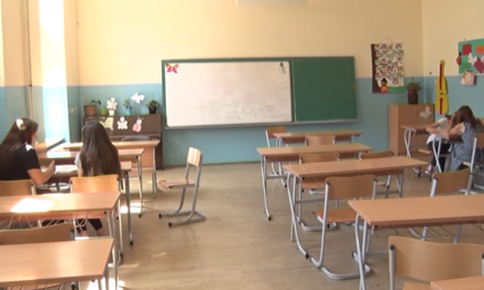 ОСТАЛО МАЛО СЛОБОДНИХ МЕСТА ЗА ДРУГИ КРУГ УПИСА У СРЕДЊЕ ШКОЛЕ