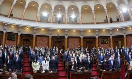 НИНОСЛАВ ЕРИЋ ПОЛОЖИО ПОСЛАНИЧКУ ЗАКЛЕТВУ