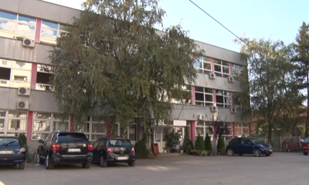 НАСТАВА У МЕДИЦИНСКОЈ ПО КОМБИНОВАНОМ МОДЕЛУ