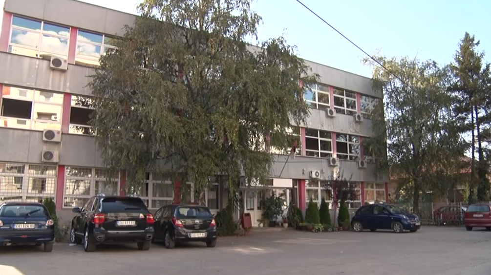 НАСТАВА У МЕДИЦИНСКОЈ ПО КОМБИНОВАНОМ МОДЕЛУ