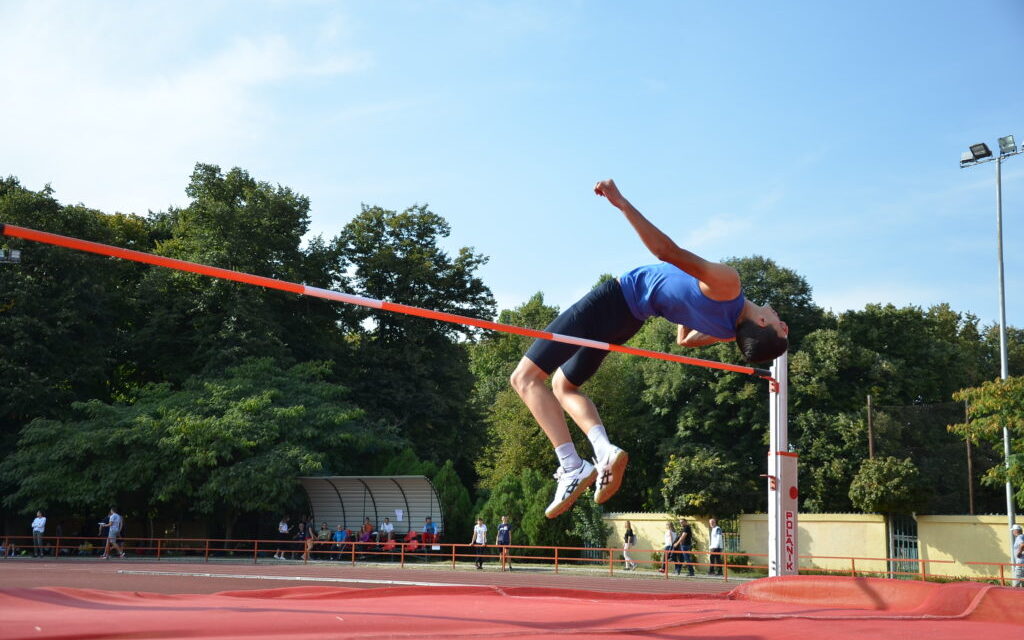 ЋУПРИЈА ИМА СКАКАЧА У ВИС И ВЕЋ ОСВАЈА МЕДАЉЕ