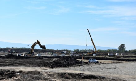 ФАБРИКА „СМП АУТОМОТИВ“ ПОЧИЊЕ СА ПРОИЗВОДЊОМ МАЈА СЛЕДЕЋЕ ГОДИНЕ