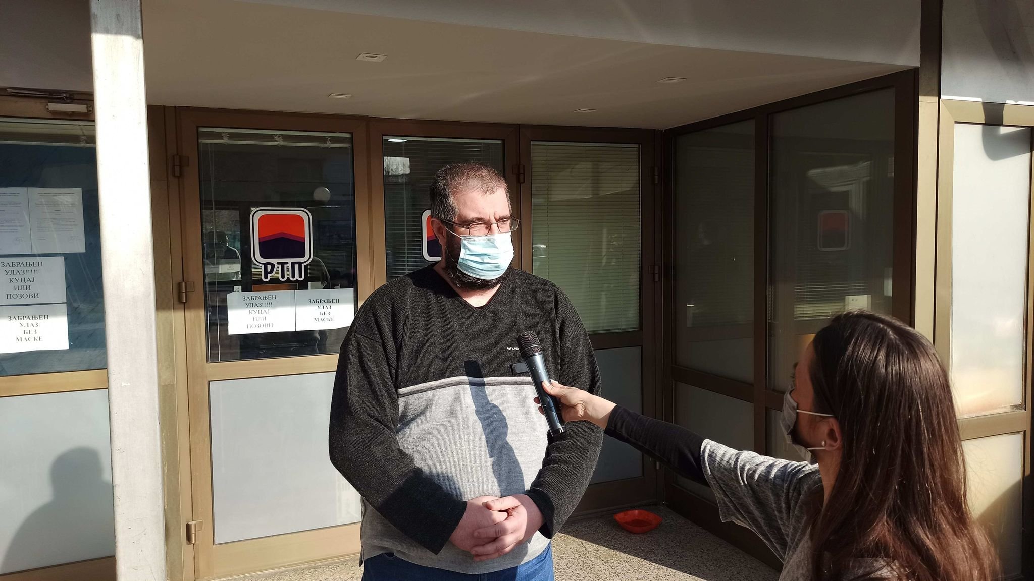 ОД ПОНЕДЕЉКА СВЕ ШКОЛЕ ПРЕЛАЗЕ НА НАСТАВУ НА ДАЉИНУ