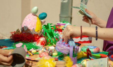 НАСТАВЉЕНА ТРАДИЦИЈА УСКРШЊЕГ БАЗАРА У „ЂУРИ“