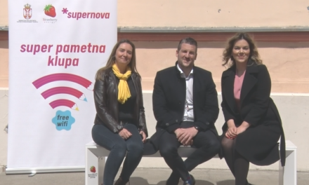 „СУПЕРНОВА“ ПАМЕТНА КЛУПА ОД САДА И ЗА ЂАКЕ У ЋУПРИЈИ
