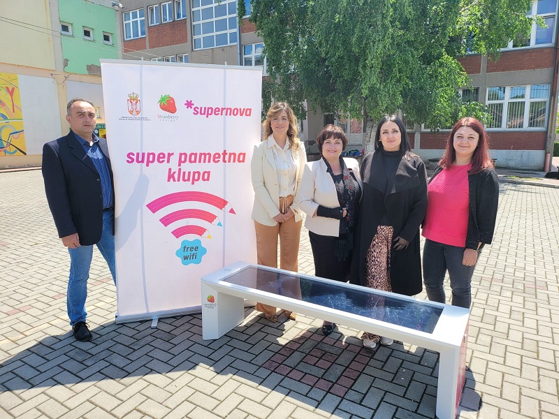 СУПЕРНОВА „ПАМЕТНА“ КЛУПА ЗА ОСНОВЦЕ У ПАРАЋИНУ