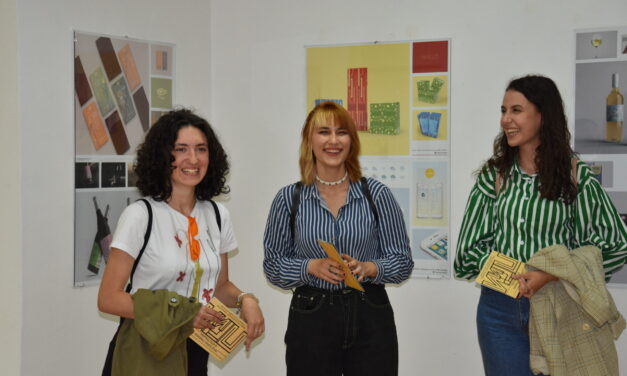 ПРОСТОРНА ГРАФИКА И ИЛУСТРАЦИЈА У ГАЛЕРИЈИ МУЗЕЈА