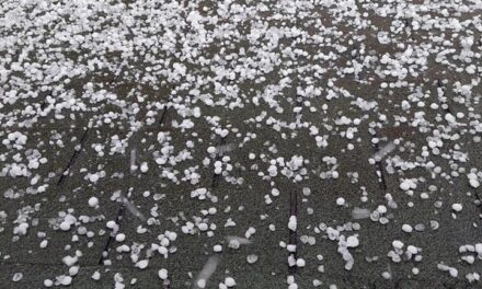 ОЛУЈНО НЕВРЕМЕ – ГРАД ТУКАО ЋУПРИЈУ