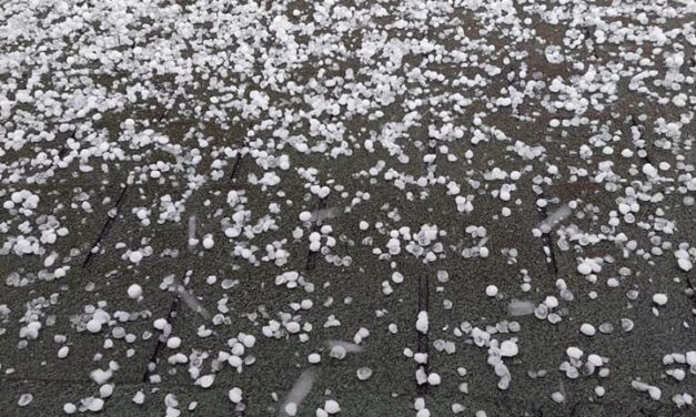 ОЛУЈНО НЕВРЕМЕ – ГРАД ТУКАО ЋУПРИЈУ