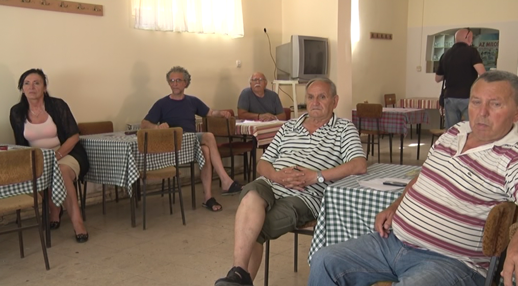 ОТКУПЉЕНИ ДУГОВИ УДРУЖЕЊА ПЕНЗИОНЕРА, НА ЗИМУ СЕ СЕЛЕ У НОВЕ ПРОСТОРИЈЕ