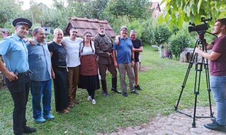 ОВДЕ ЈЕ СВЕ ПРАВО И АУТЕНТИЧНО