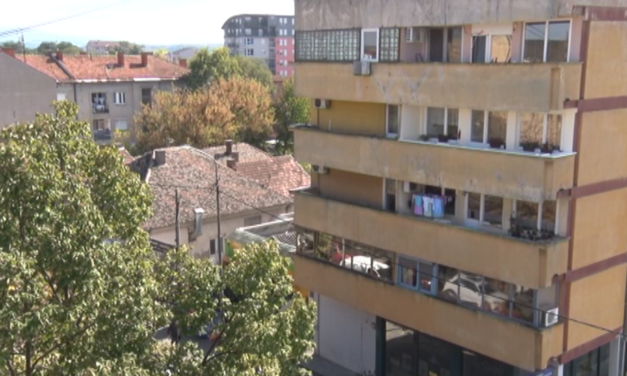 РАСПИСАН ЈАВНИ ПОЗИВ ЗА ПРОДАВЦЕ СТОЛАРИЈЕ У ОКВИРУ ПРОГРАМА ПОБОЉШАЊА ЕНЕРГЕТСКЕ ЕФИКАСНОСТИ СТАМБЕНИХ ОБЈЕКАТА