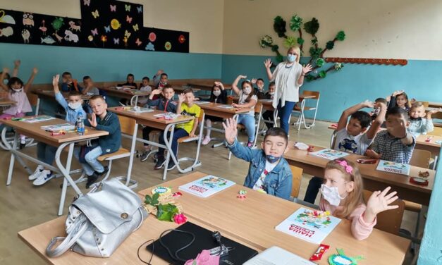 НА ПОДРУЧЈУ ОПШТИНЕ ЋУПРИЈА 178 ПРВАКА КРЕНУЛО У ШКОЛУ!