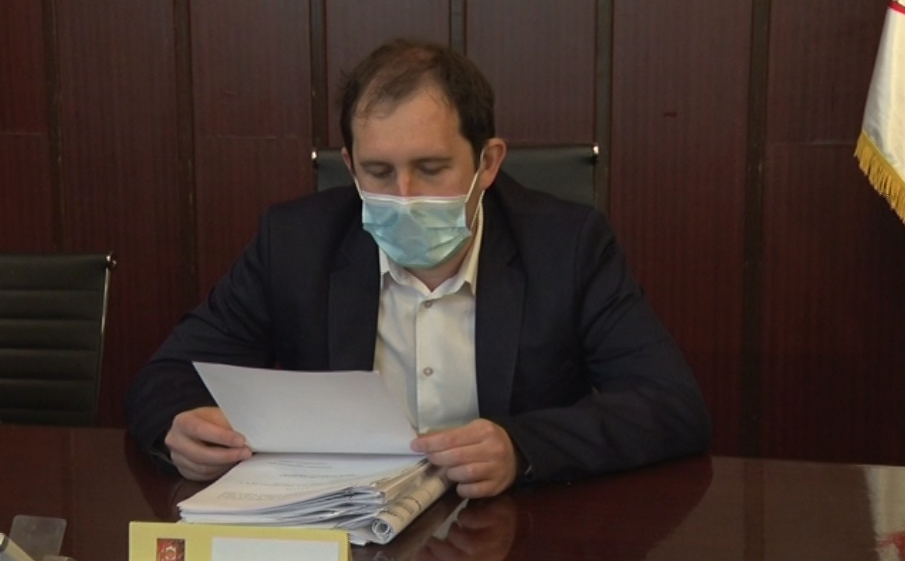 ОПШТИНА ОПРОСТИЛА ПОЛА ДУГА ЗА ЗАКУПНИНУ ПОСЛОВНОГ ПРОСТОРА