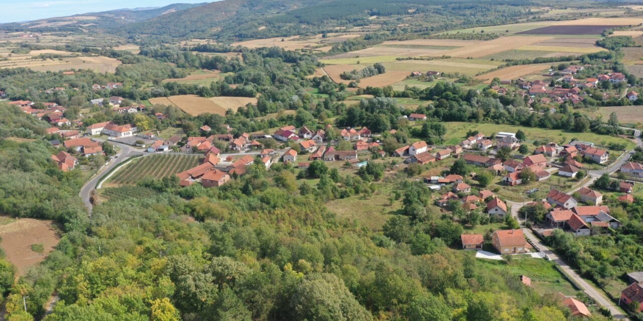 У ИЗГРАДЊУ СЕОСКИХ ПУТЕВА УЛОЖИЋЕ СЕ ПРЕКО СЕДАМ И ПО МИЛИОНА ДИНАРА