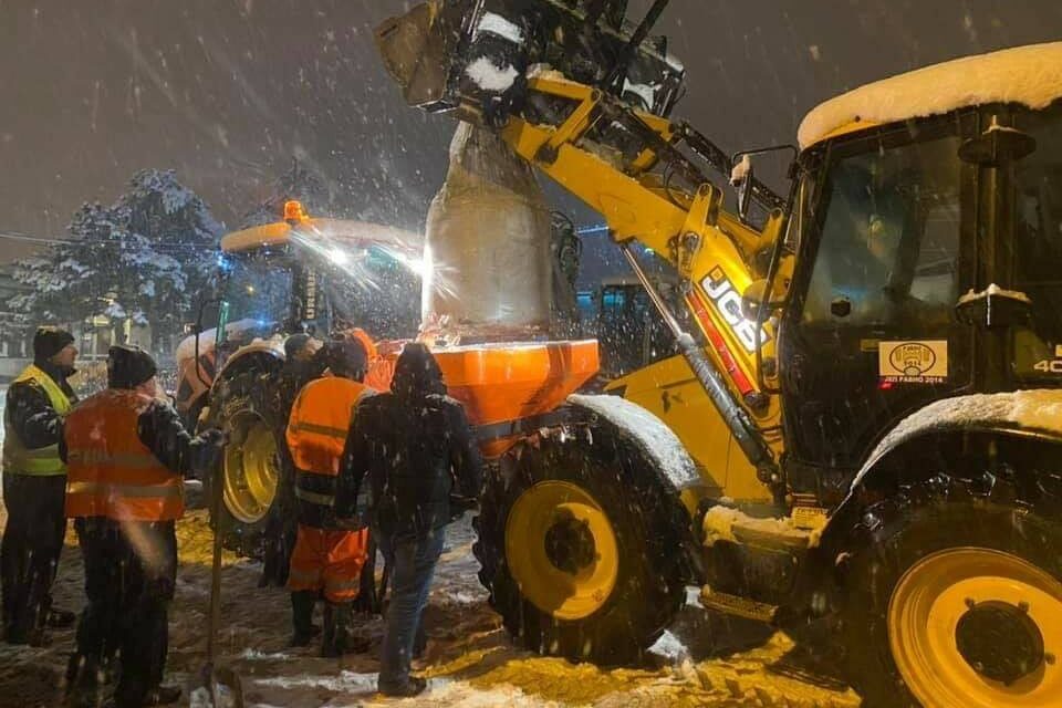 ЗИМСКА СЛУЖБА СПРЕМНА ЗА ЗИМСКУ СЕЗОНУ